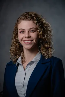 Dra. Amanda Reis